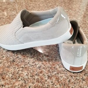 Madison Flats by Dr.Scholls